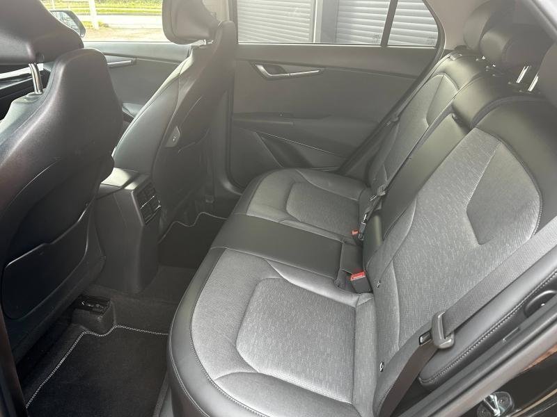kia - Visuel 10