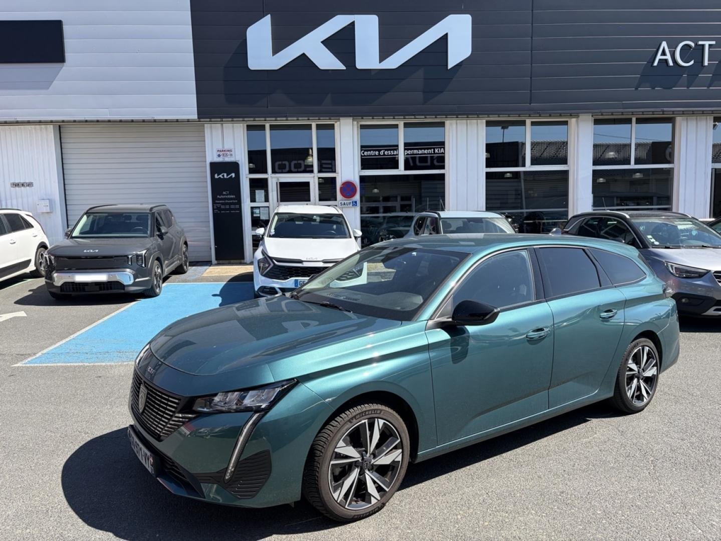 peugeot - Visuel 0